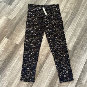 NWT Coco + Carmen Printed High Waistband Legging.